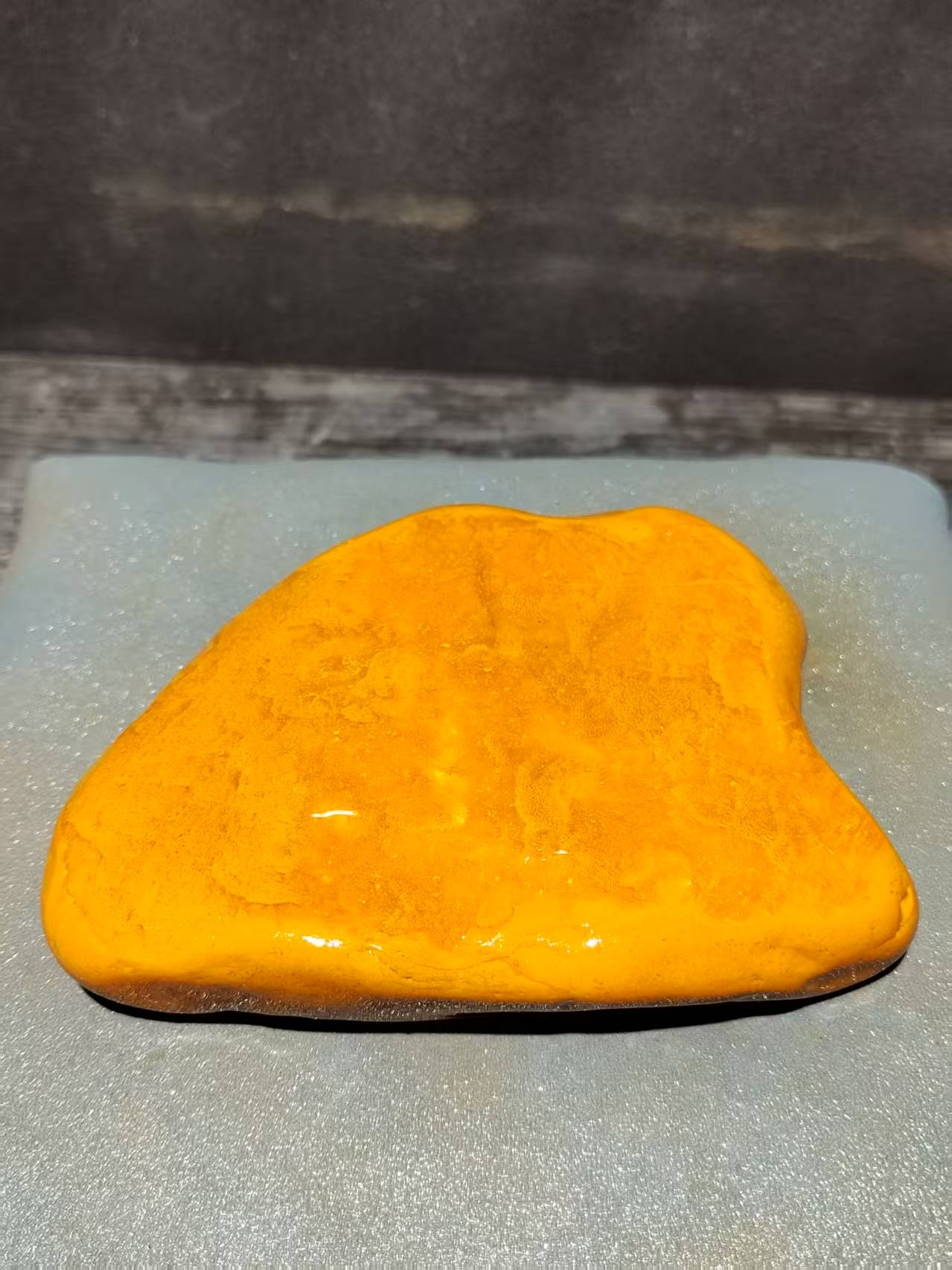 Natural Yellow Wax Stone Turtl - огляд і ціна Aquarium Fish Yellow